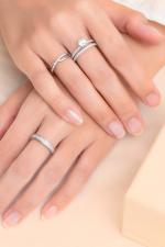 Nhẫn bạch kim nữ - Mách bạn nguyên tắc chọn nhẫn Bạch kim nữ phù hợp với hình dáng bàn tay và ngón tay bạn