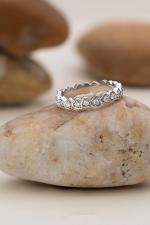 Những mẫu nhẫn kim cương nữ cho các nàng diện mỗi ngày - Đơn giản nhưng vẫn thật thời trang