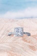 Những mẫu nhẫn kim cương đẹp nhất: Kim cương tròn và kim cương Fancy shape