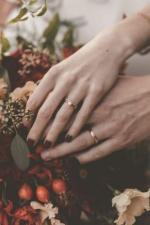 Cặp nhẫn cưới vàng 18K - Nắm trọn bí kíp chọn nhẫn cưới siêu chuẩn