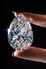 Khám phá hành trình vượt thời gian của trang sức kim cương