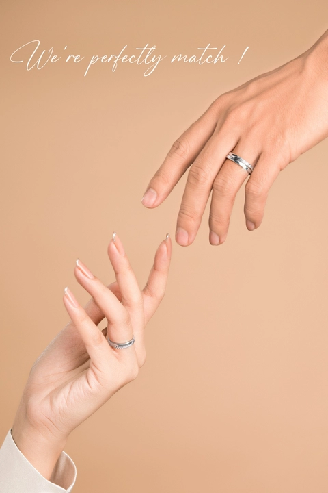 Nữ đeo nhẫn cưới tay nào mới chính xác?