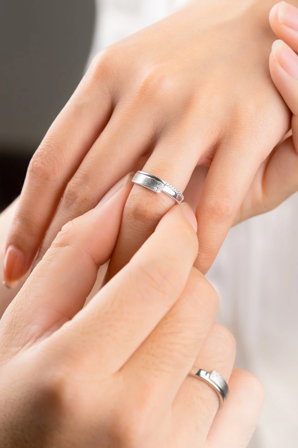 Những lợi ích khi đặt nhẫn cưới sớm