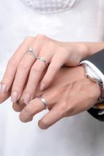 Nguồn gốc và ý nghĩa của nhẫn cưới cặp - Khám phá bộ sưu tập nhẫn cưới cặp gây sốt năm 2022