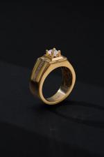 Tại sao các chàng nên sở hữu cho mình một chiếc nhẫn vàng nam đẹp? Gợi ý các mẫu nhẫn vàng nam đẹp