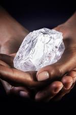 Cách nhận biết kim cương thô mà bạn có thể chưa biết - Khám phá viên kim cương thô lớn nhất thế giới