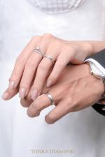 Nhẫn cưới đôi - Đồng điệu từ đôi tay cho hạnh phúc đong đầy