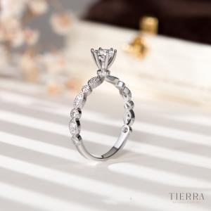 Top 10 mẫu nhẫn kim cương nữ được săn đón nhất mùa cưới này - Tham khảo ngay không bỏ lỡ - 5