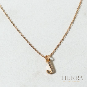 Dây chuyền thiết kế tại Tierra Diamond - câu chuyện tình yêu của bạn