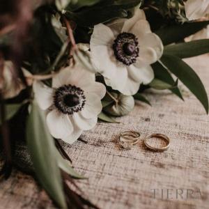 Nhẫn cưới bị rộng thì phải làm sao ?