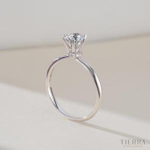 Nhẫn Solitaire - kiểu nhẫn nữ 18k phổ biến nhất