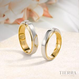 Cặp nhẫn cưới NCC2014 nổi bật với cách phối màu tinh tế