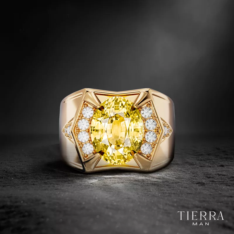 Nhẫn phong thủy nam vàng 18K dành cho quý ông mệnh Thổ sử dụng sắc vàng tượng trưng cho đất