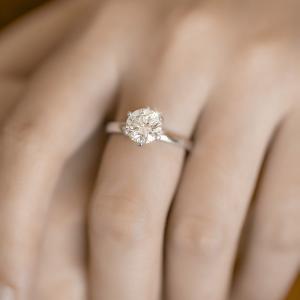 Four Prongs Solitaire Classic Engagement Ring NCH1101 6