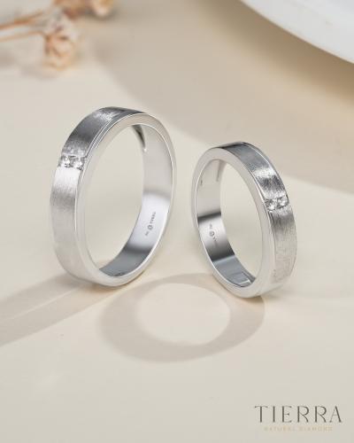Mẫu nhẫn cưới đôi với thiết kế đơn giản