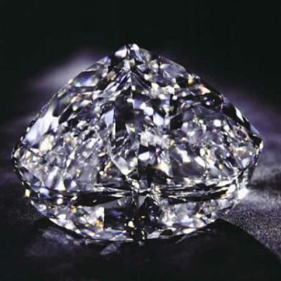 Viên kim cương trắng De Beers Centenary