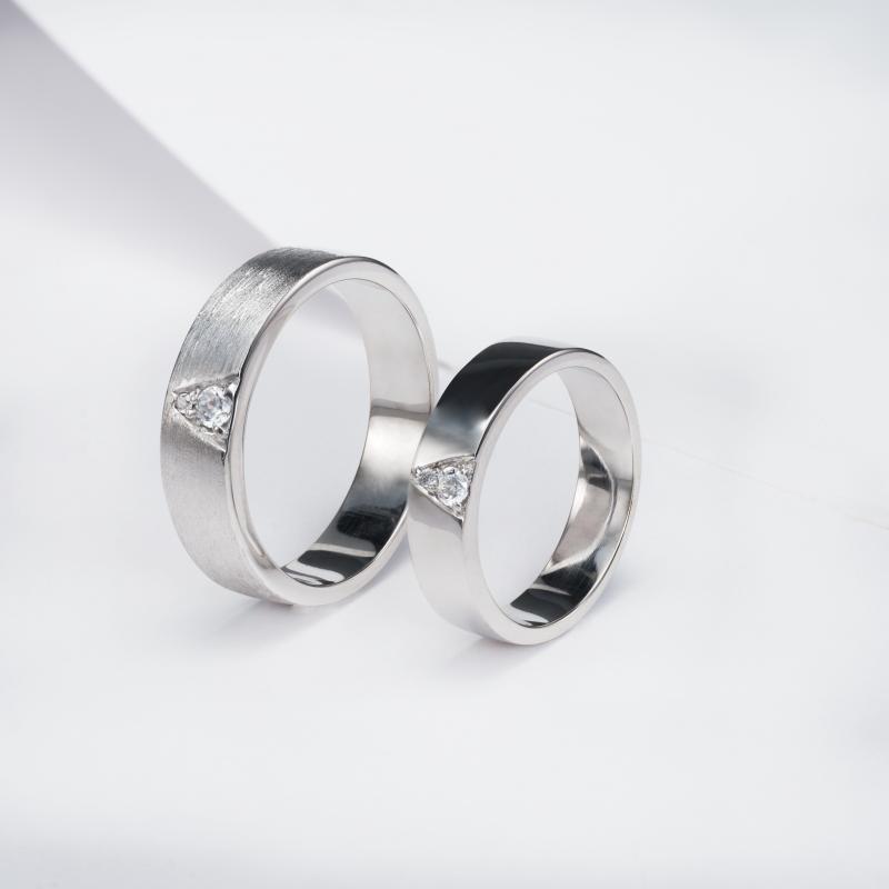 Những mẫu nhẫn cưới được yêu thích nhất - Nhẫn cưới kim cương minh chứ - 2