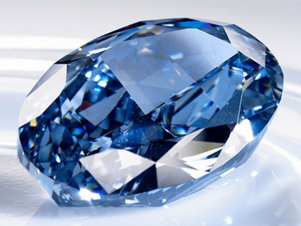 Chopard Blue Diamond Ring