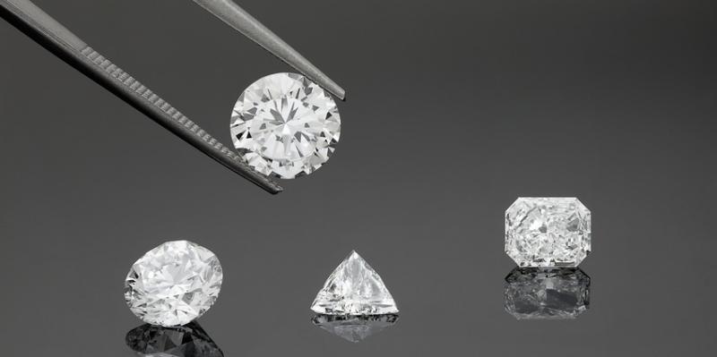 Giác cắt kim cương liên quan trực tiếp việc đánh giá một viên kim cương đẹp