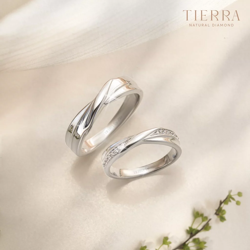 Nhẫn đôi vàng 18K tinh tế, sang trọng