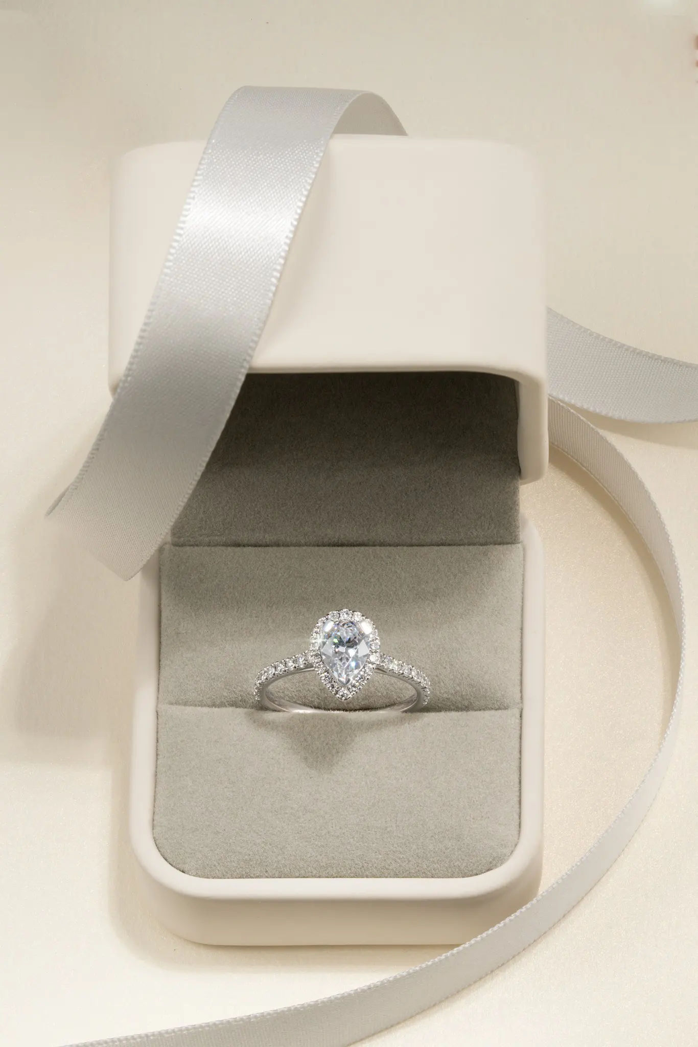 Tierra Diamond - Khám phá địa chỉ mua nhẫn cưới, nhẫn cầu hôn được cặp đôi trẻ ưa chuộng