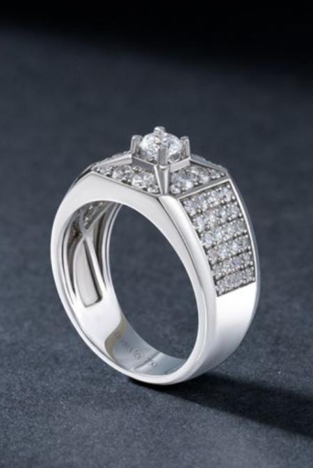 Nhẫn vàng nam đính đá nào cho đẹp? Làm thế nào để sở hữu một chiếc nhẫn vàng nam có chi phí hợp lý