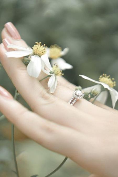 Top 10 mẫu nhẫn kim cương đẹp nhất - Chọn ngay kiểu nhẫn bạn thích