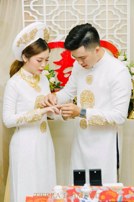 Nhẫn cưới thiết kế, khắc tên theo yêu cầu - Vẻ đẹp hạnh phúc độc đáo