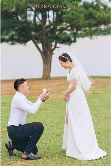 Chọn nhẫn cầu hôn cho các cô nàng theo 12 cung hoàng đạo