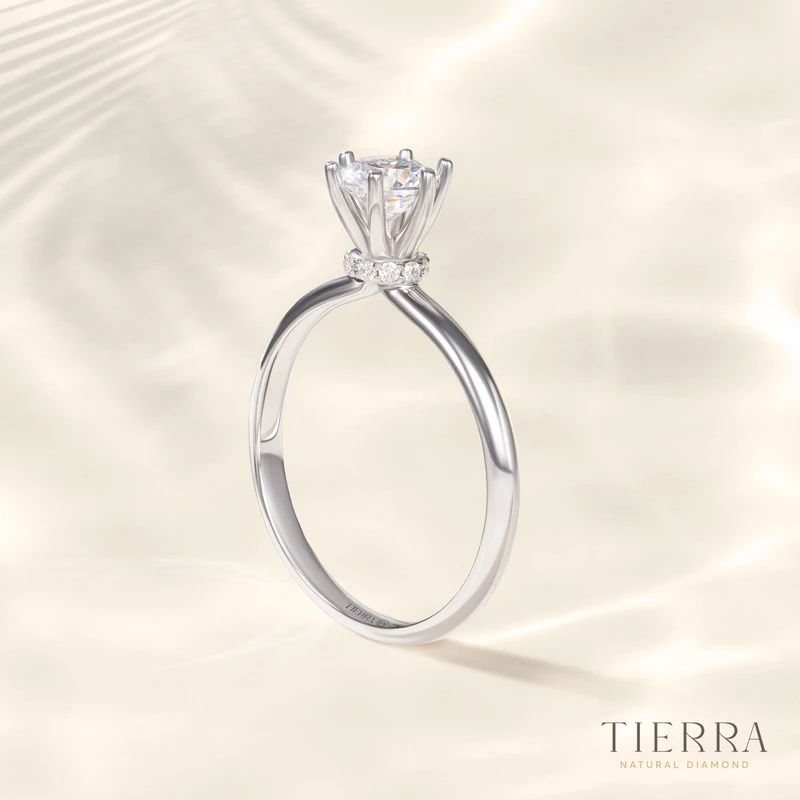 Nhẫn cầu hôn kim cương Solitaire kinh điển do Tierra Diamond chế tác