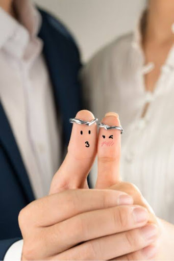 Tips chọn nhẫn cưới phong thủy cho cô dâu và chú rể
