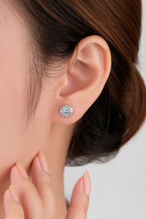 Mách nàng cách chọn hoa tai kim cương phù hợp với gương mặt