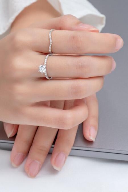 Nhẫn Eternity - Biểu tượng của thành công, hạnh phúc vĩnh cửu