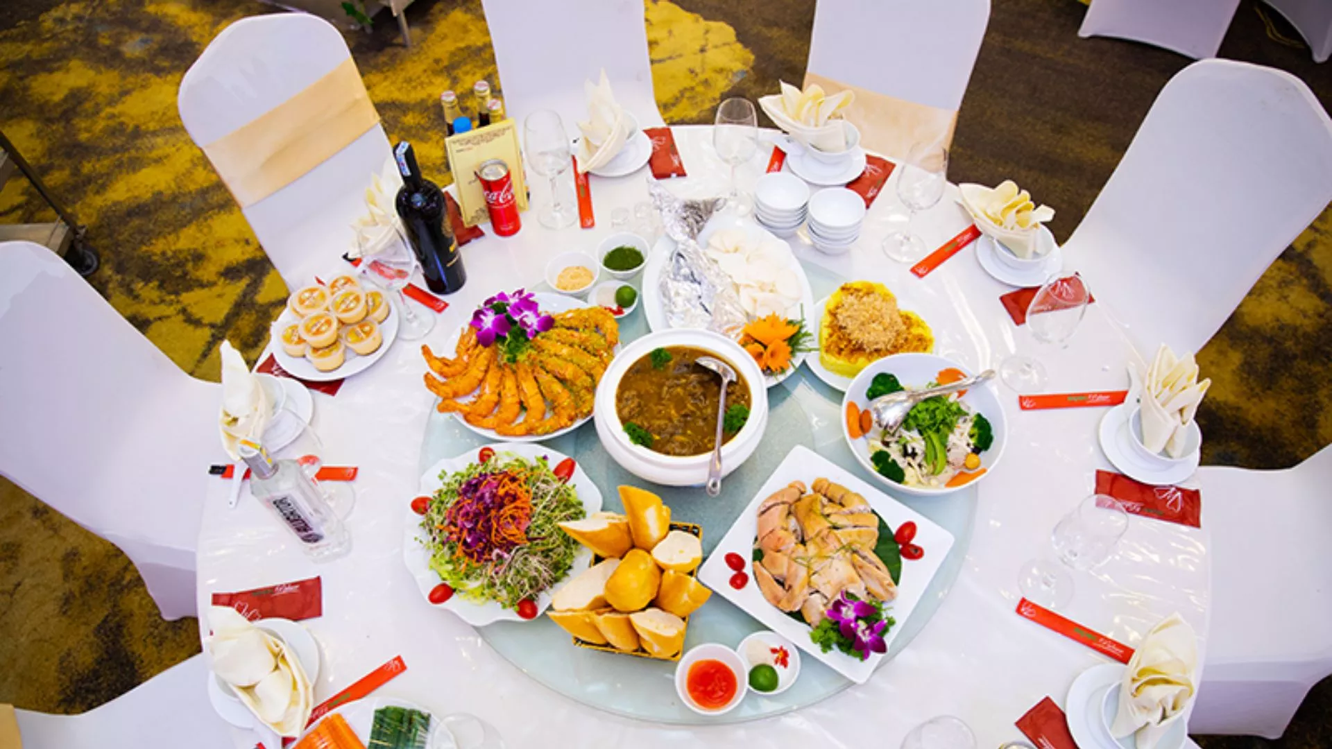 Món chính mâm cỗ cưới nhà hàng