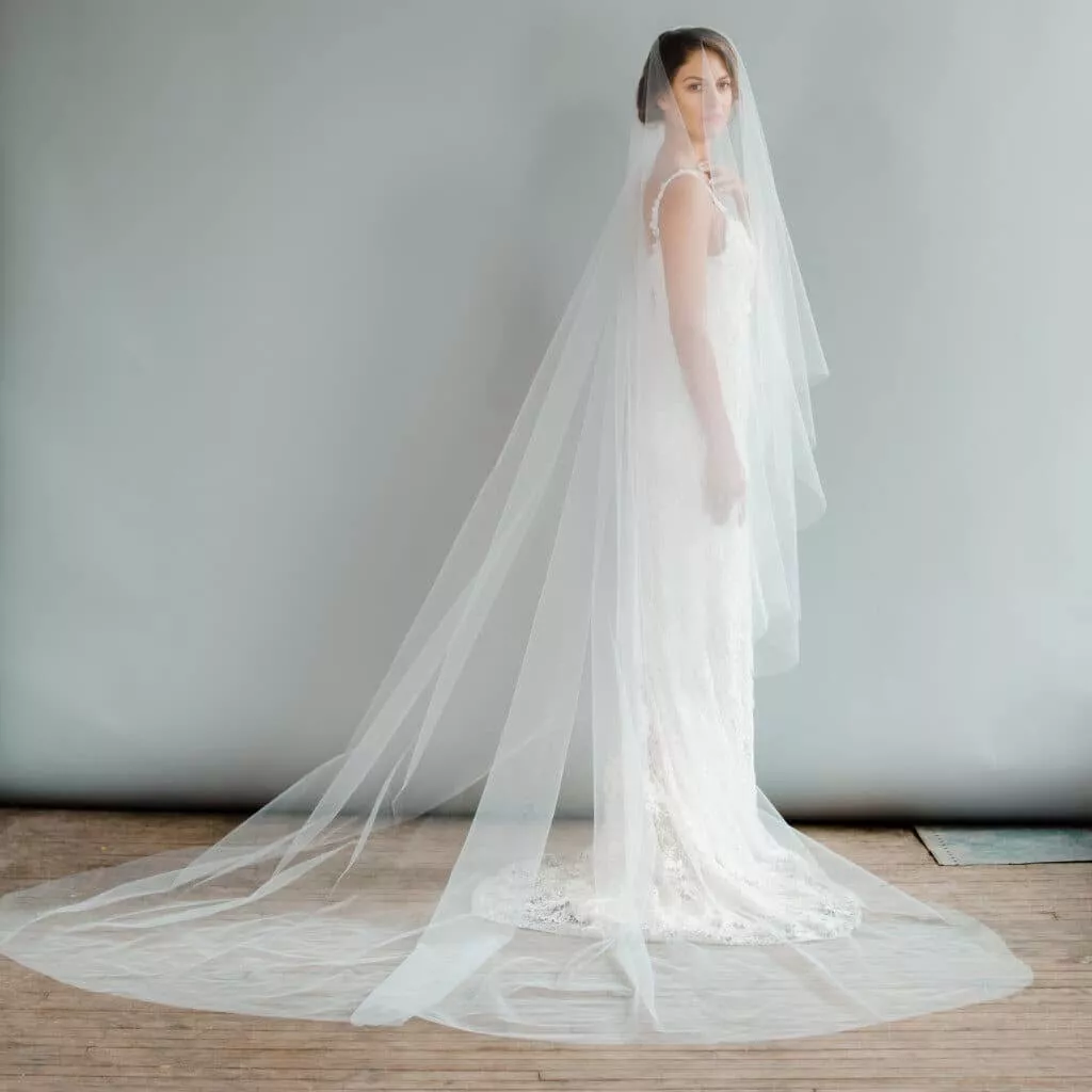 Veil đội đầu cô dâu là gì? Có nên chọn veil đội đầu cho đám cưới 11 Veil đội đầu cô dâu là gì? Có nên chọn veil đội đầu cho đám cưới