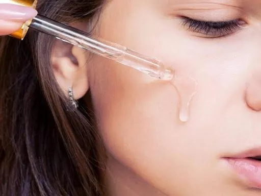 Trang điểm đi tiệc đơn giản để bạn luôn nổi bật 7 Trang điểm đi tiệc đơn giản để bạn luôn nổi bật