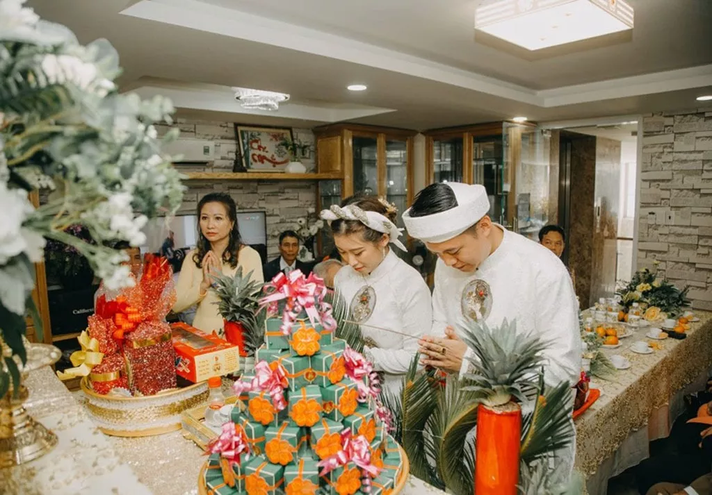 Nghi thức dâng trầu cau tổ tiên