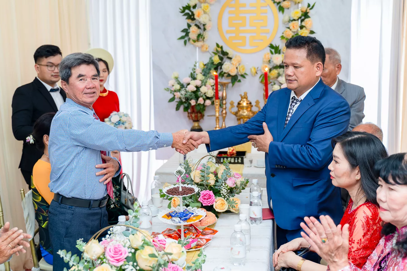 Lễ tân hôn là gì? Sự khác biệt giữa lễ vu quy, lễ tân hôn, lễ đính hôn và lễ thành hôn