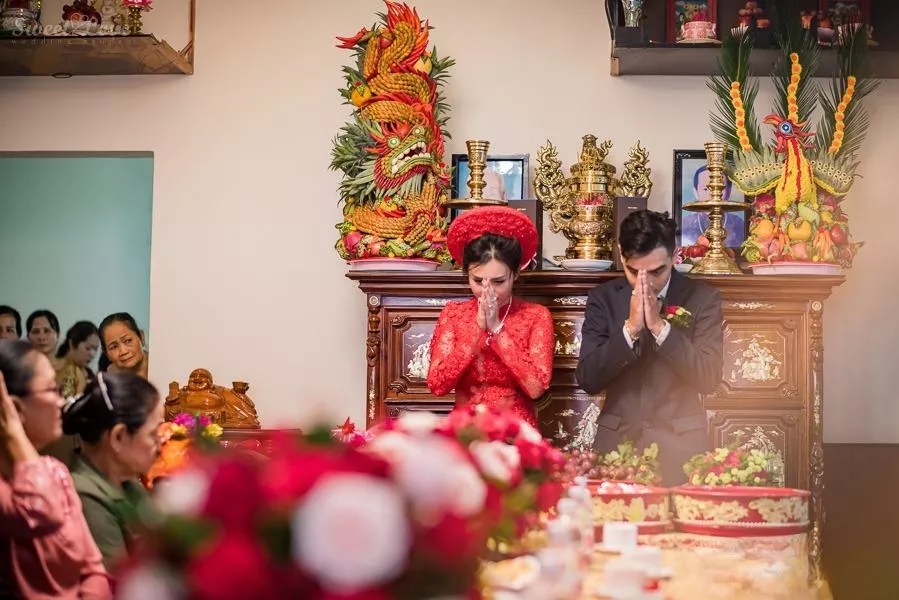 Lễ tân hôn là gì? Sự khác biệt giữa lễ vu quy, lễ tân hôn, lễ đính hôn và lễ thành hôn