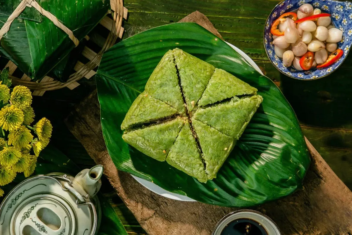 Gói bánh chưng trong ngày tết