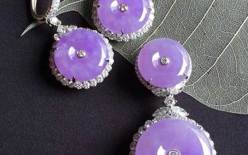 Phỉ thúy tử la lan