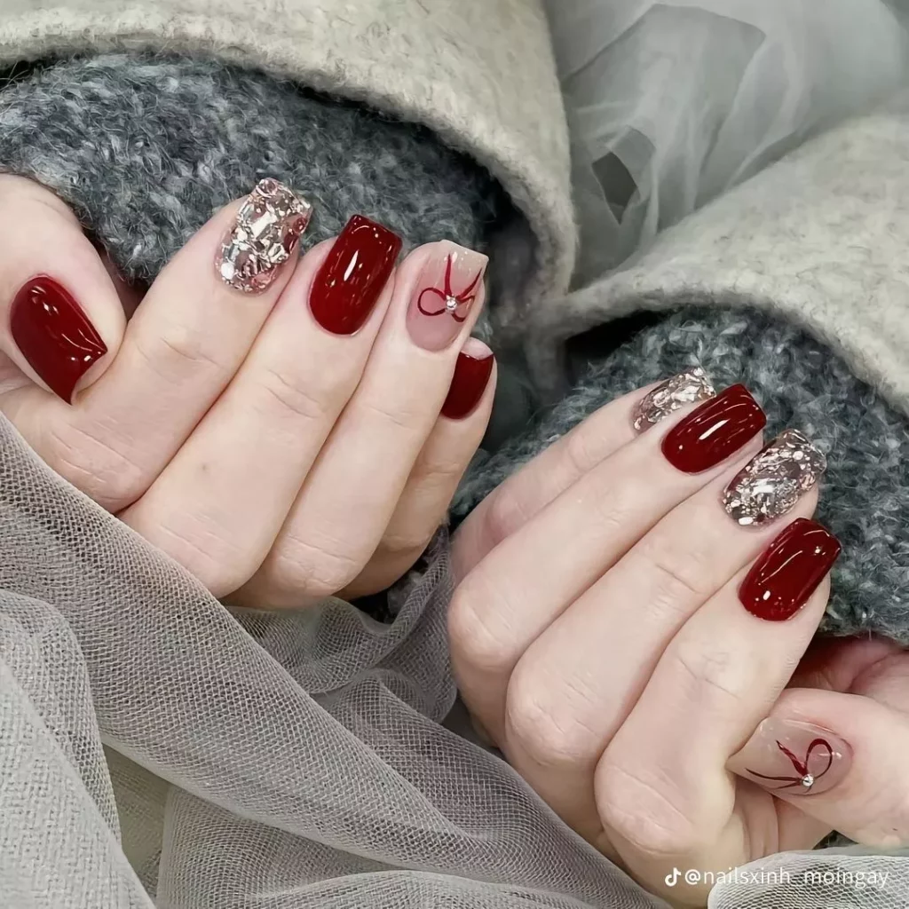 Mẫu nail tết đẹp 2025