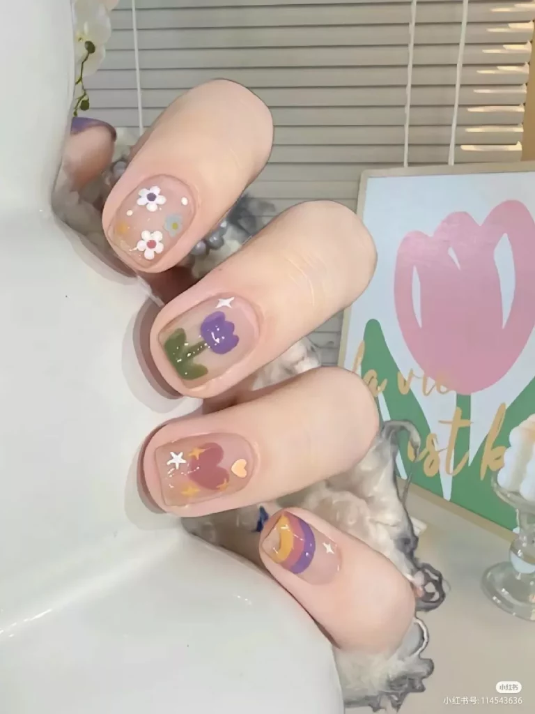 Mẫu nail tết đẹp 2025