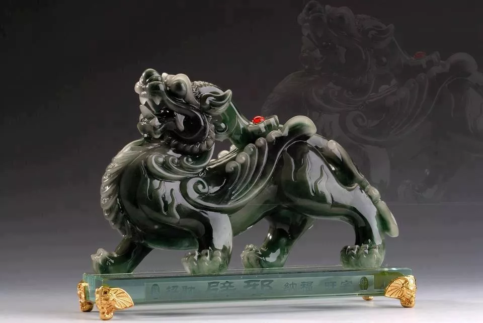 Tỳ Hưu là con thứ chín của rồng theo truyền thuyết dân gian