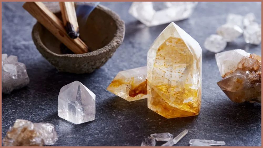Đá citrine là đá gì? Giá bao nhiêu ? Nguồn gốc, công dụng, ý nghĩa 14 Cách bảo quản đá Citrine để giữ độ sáng và năng lượng