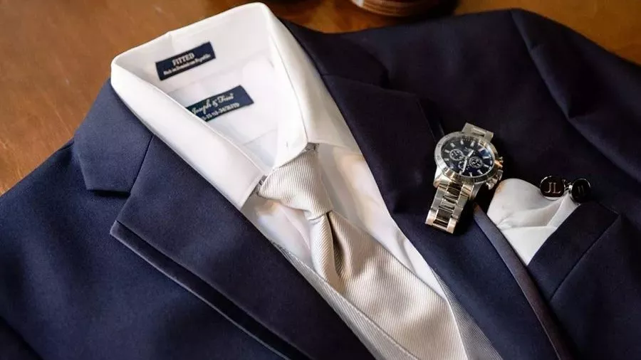 Những kiểu vest chú rể, vest cưới phong cách, đẳng cấp cho ngày trọng đại