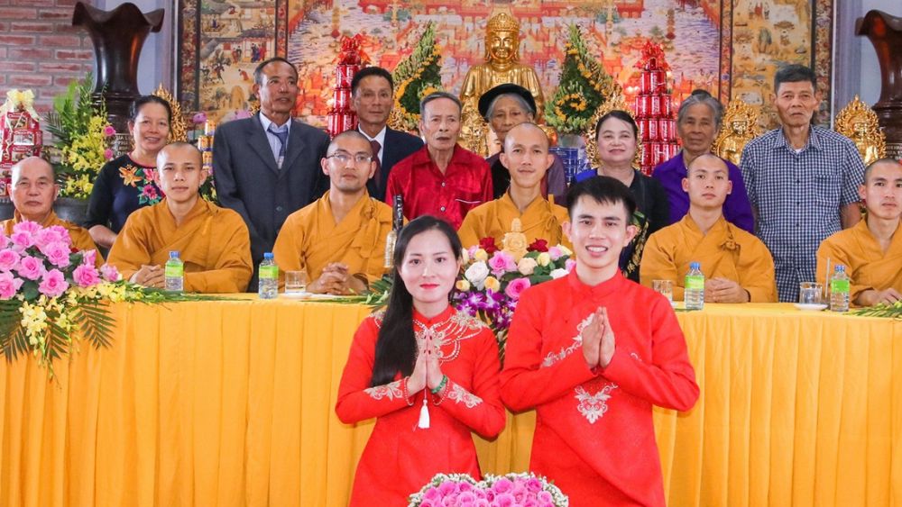 Cách chọn áo dài cưới để làm lễ hằng thuận