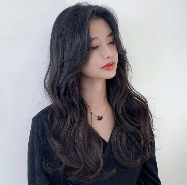 Tóc butterfly uốn xoăn đuôi