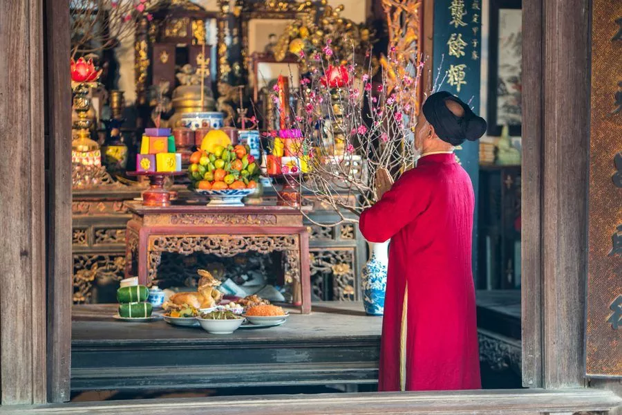 Văn khấn gia tiên chi tiết, đúng nhất cho các dịp lễ