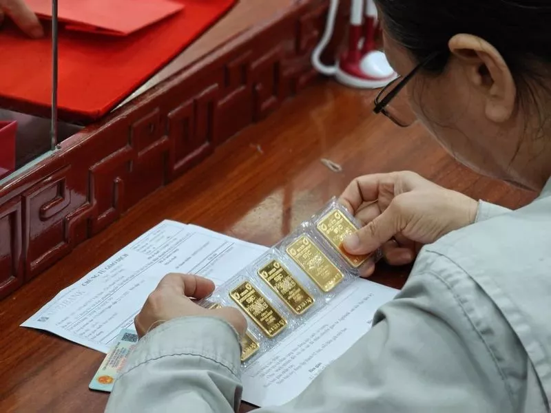 Lý do nào mà nhà đầu tư nên theo dõi giá vàng?